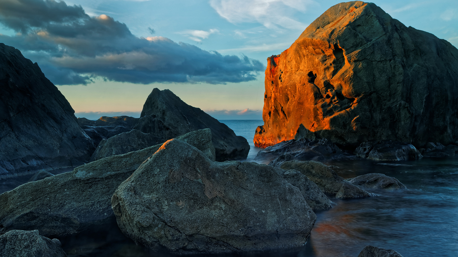 Black Sea coast in January, Alupka, Crimea, Ukraine