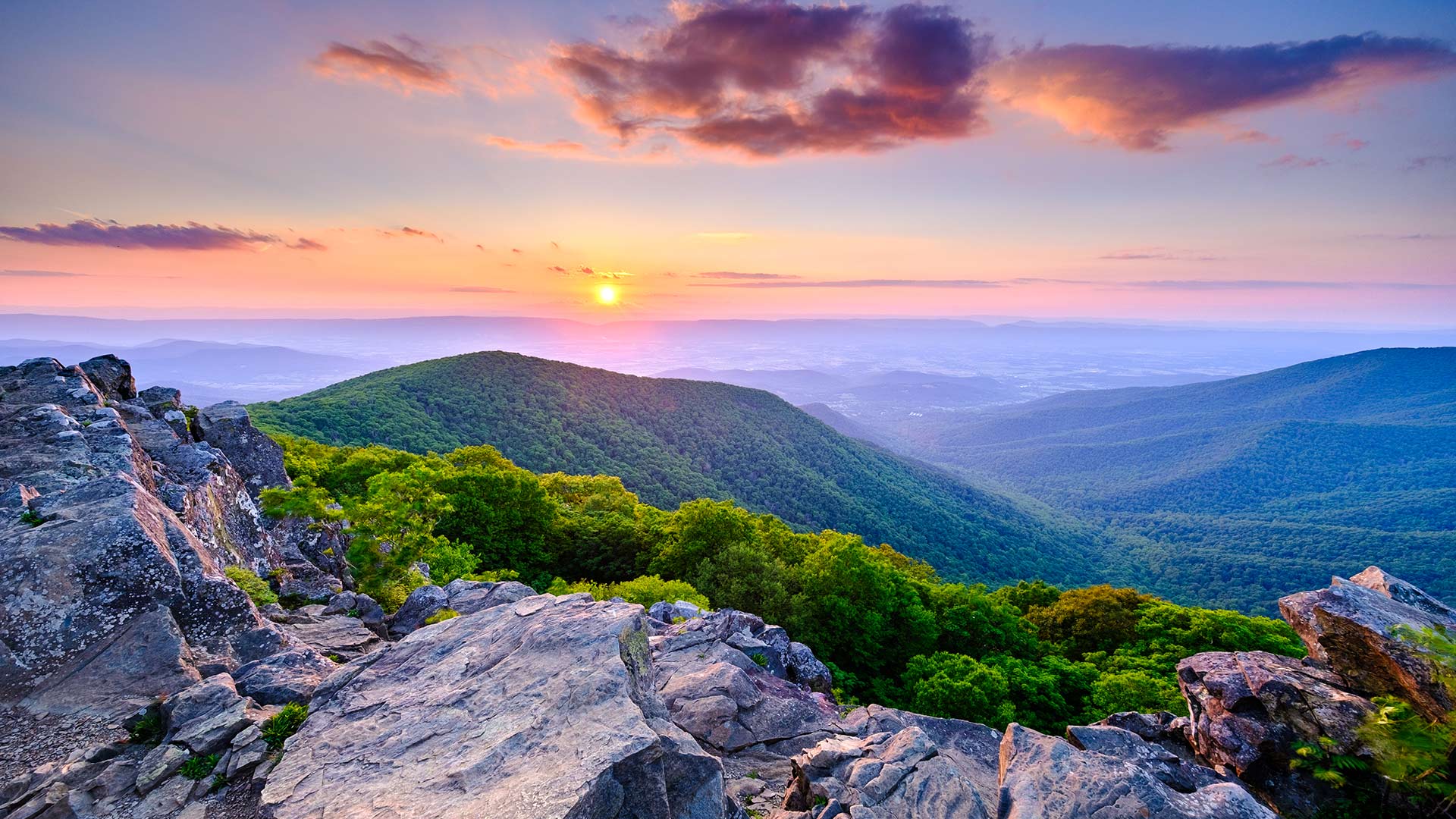 Hawksbill Mountain in Shenandoah National Park, Virginia