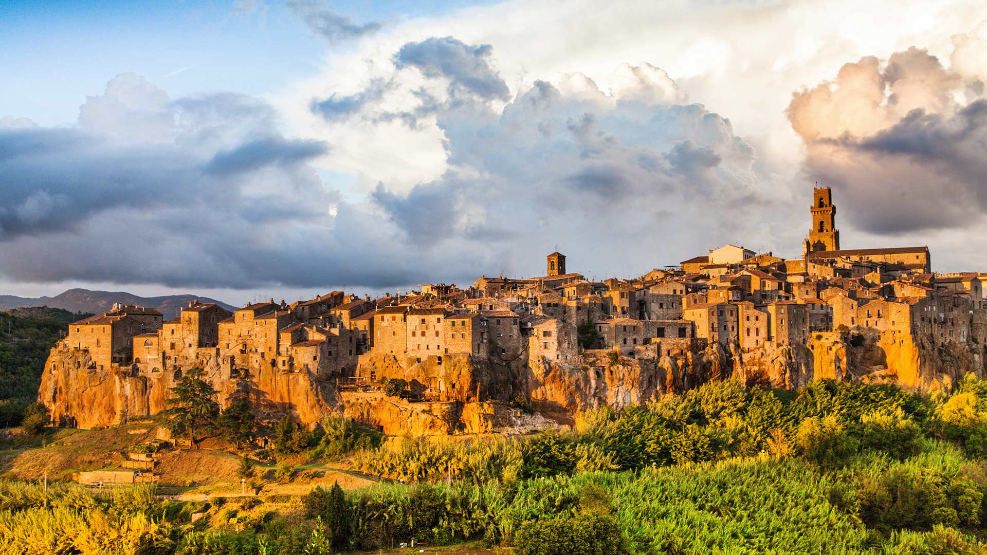 Medieval town of Pitigliano, Tuscany, Italy