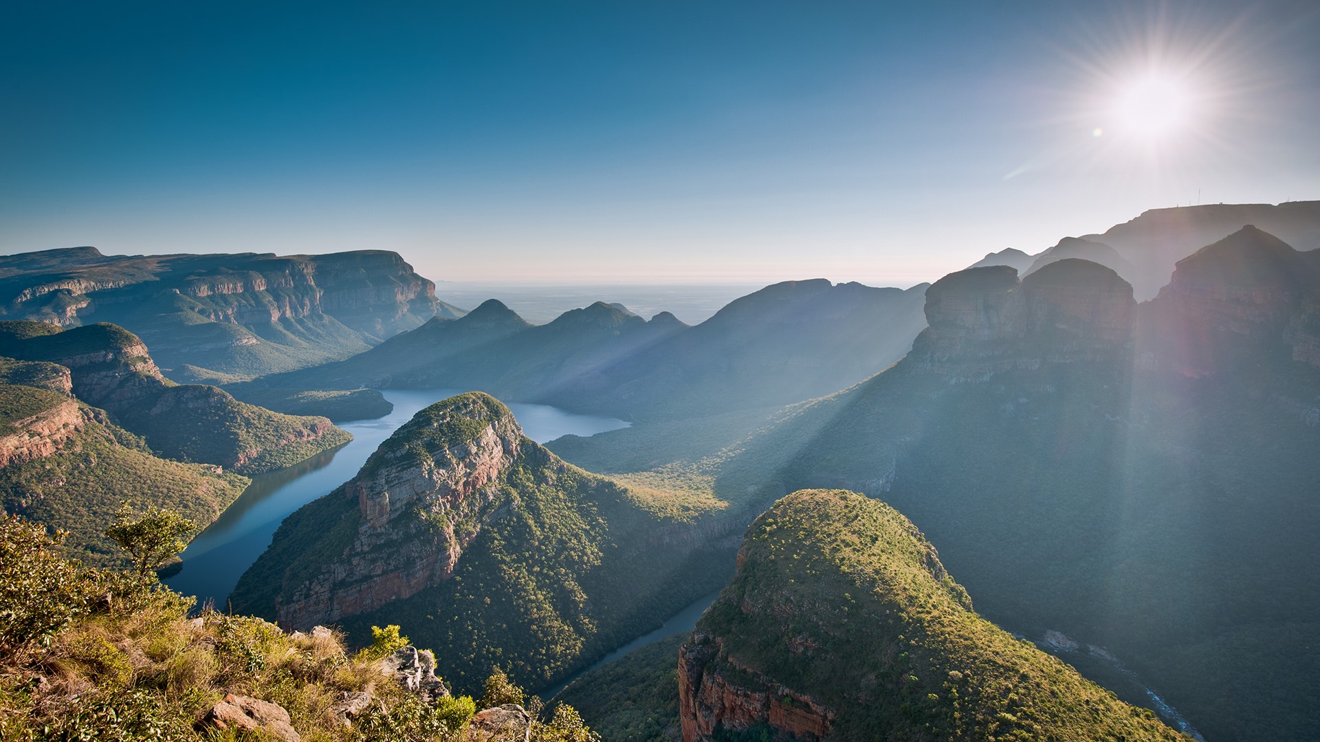 Morning sunlights baths the Blyde River Canyon in Mpumulanga, South Africa