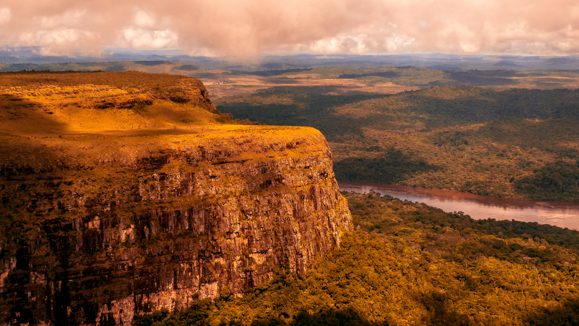 Mount Roraima in Canaima National Park, Tepui, Guyana, Venezuela