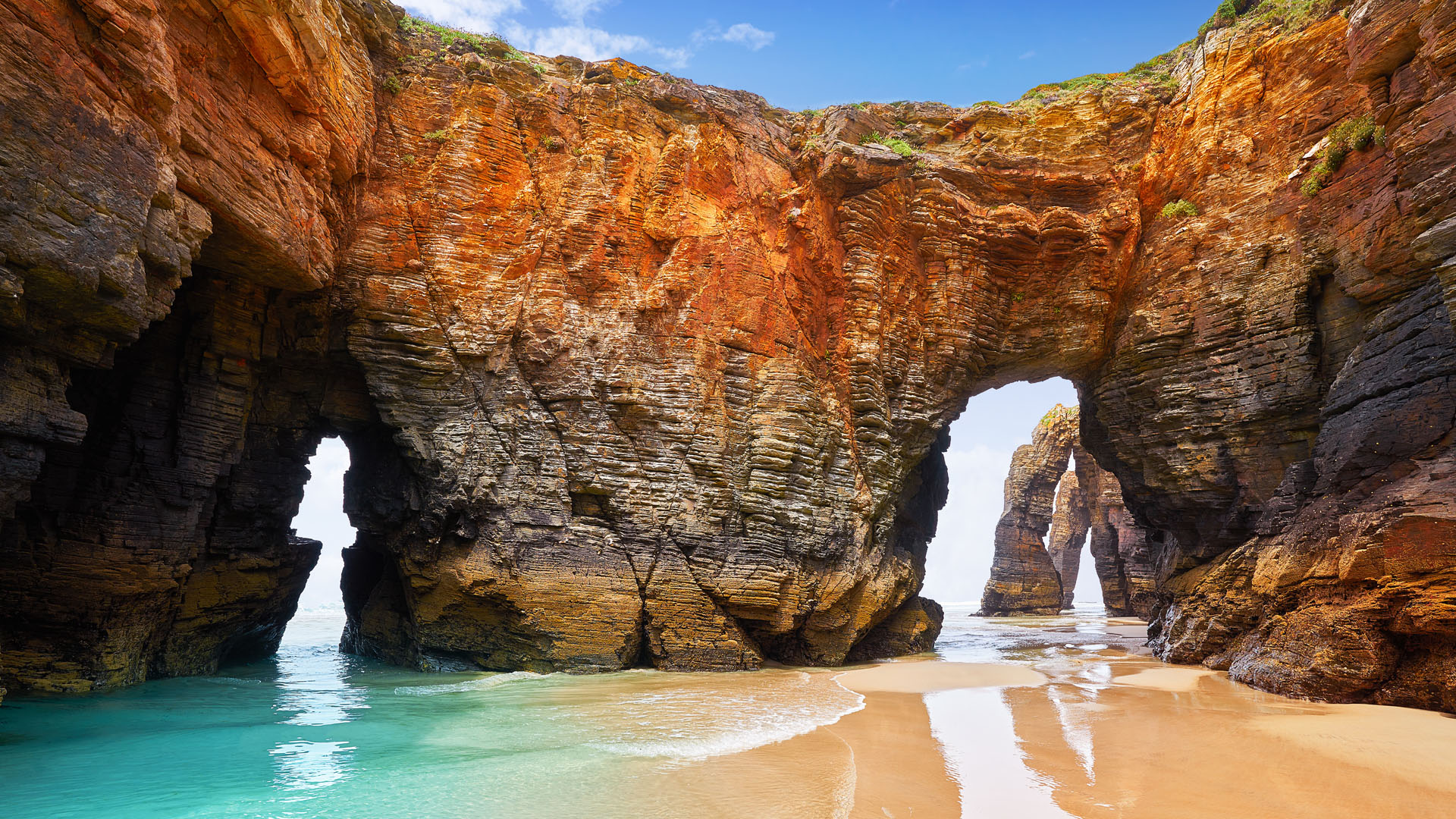 Playa de las Catedrales, Cathedrals beach in Ribadeo, province of Lugo (Galicia), Spain