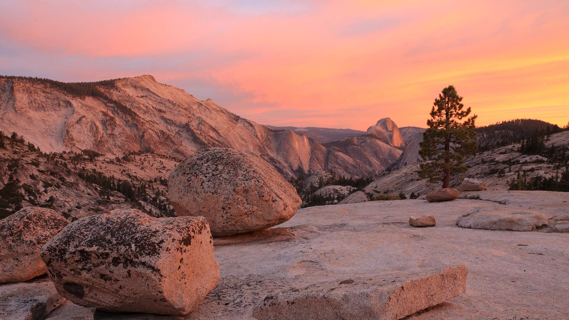 Sunset from Olmsted Point, Yosemite National Park, California, USA