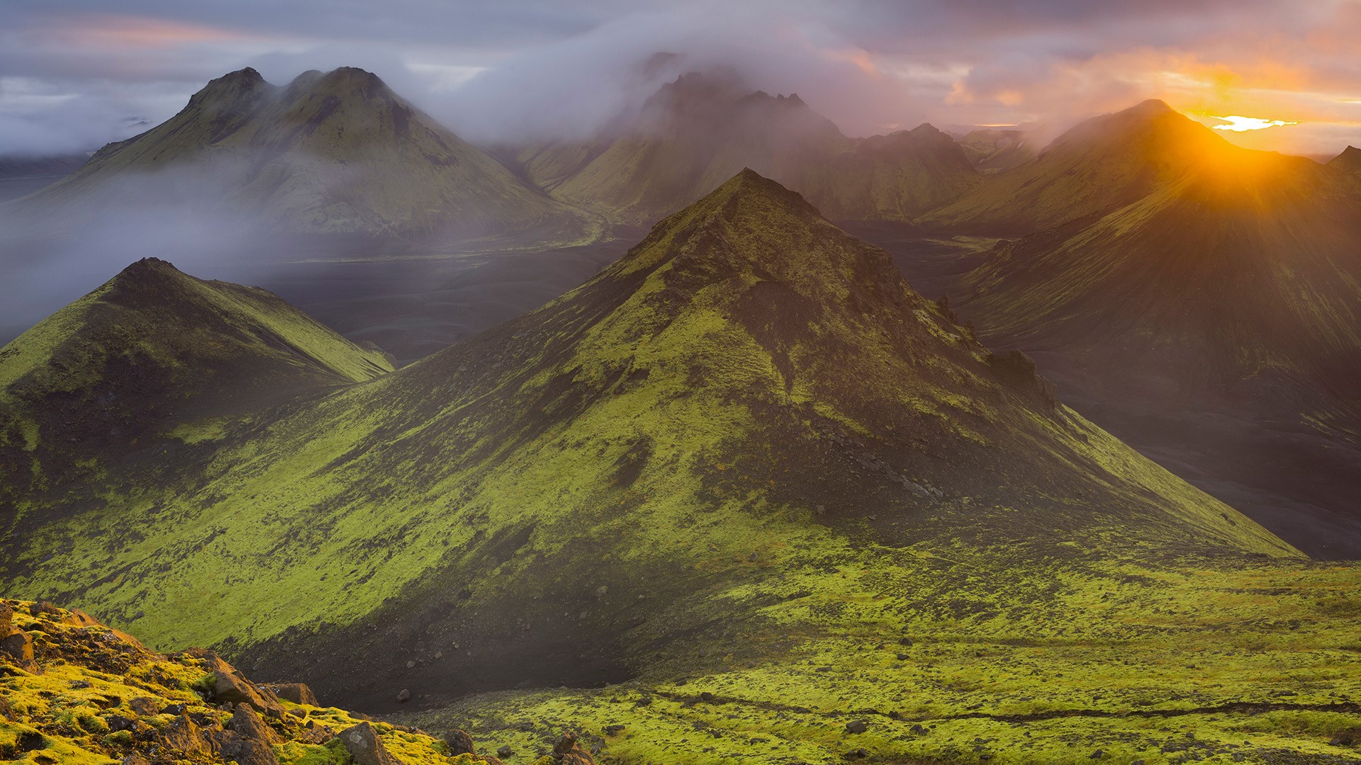 Mountain landscape at sunrise, Storkonufell, Mofell, Fjallabak, South Iceland