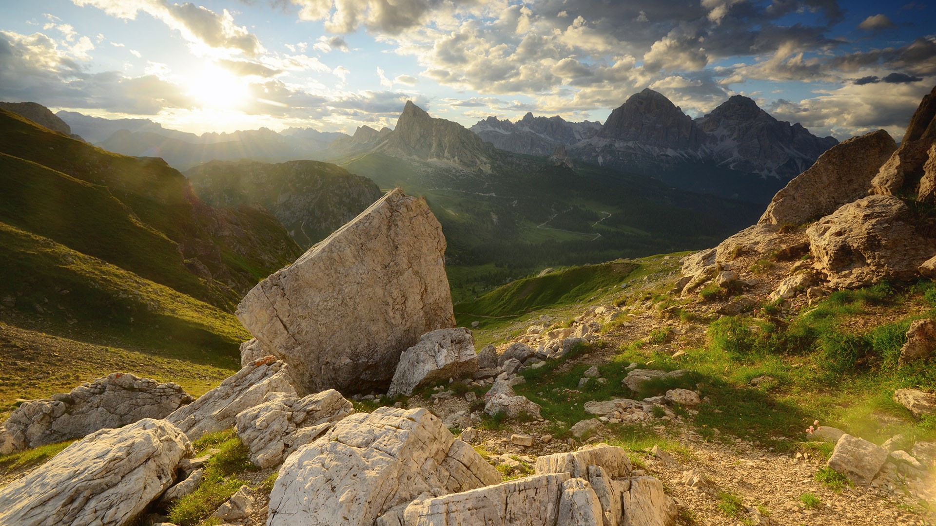 Summer sunset in the Italian Alps, Dolomiti, Dolomites, Cortina d'Ampezzo, South Tyrol, Italy