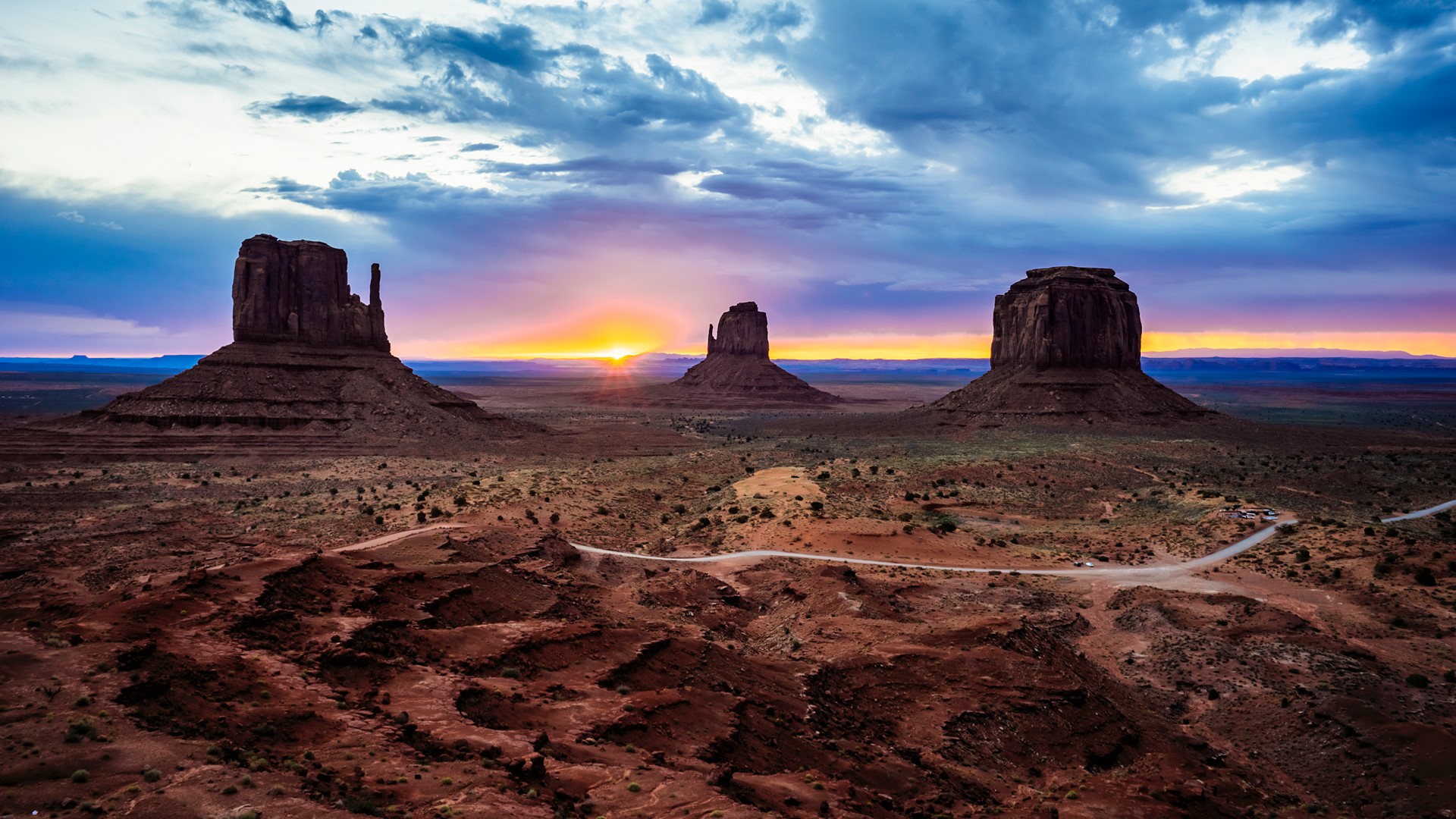 Sunrise in Monument Valley, Arizona, USA