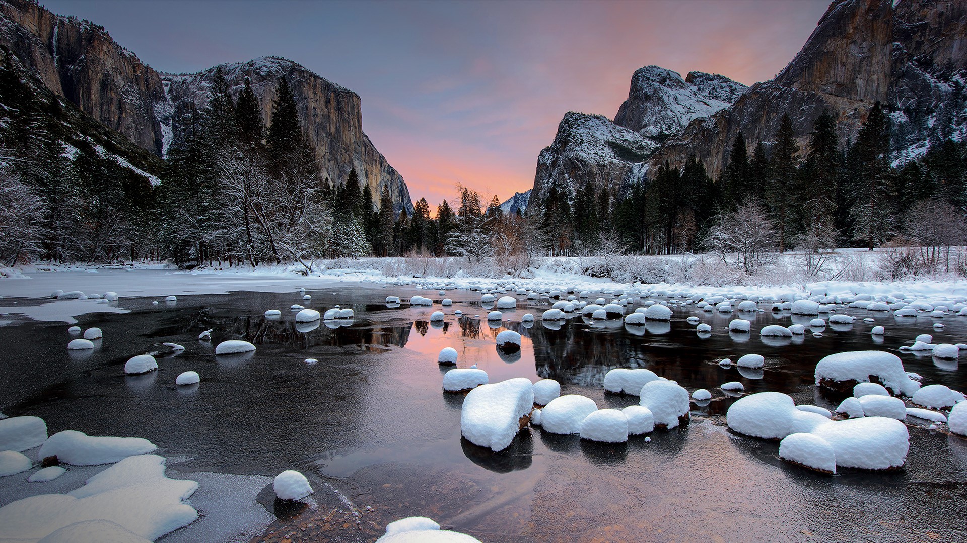 Winter morning sunlight in valley at Yosemite National park, California, USA