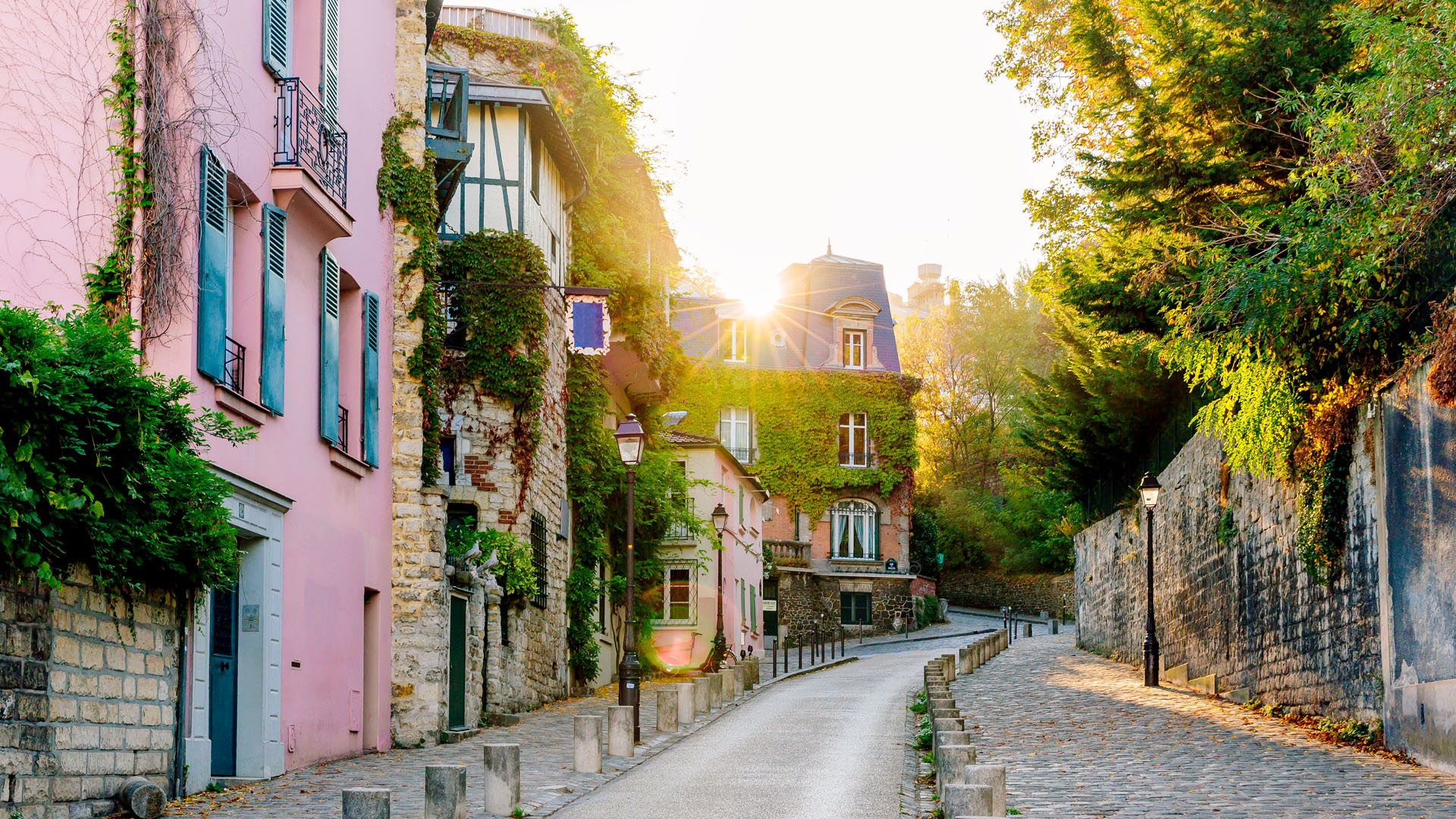 Morning in Montmartre, Paris, France